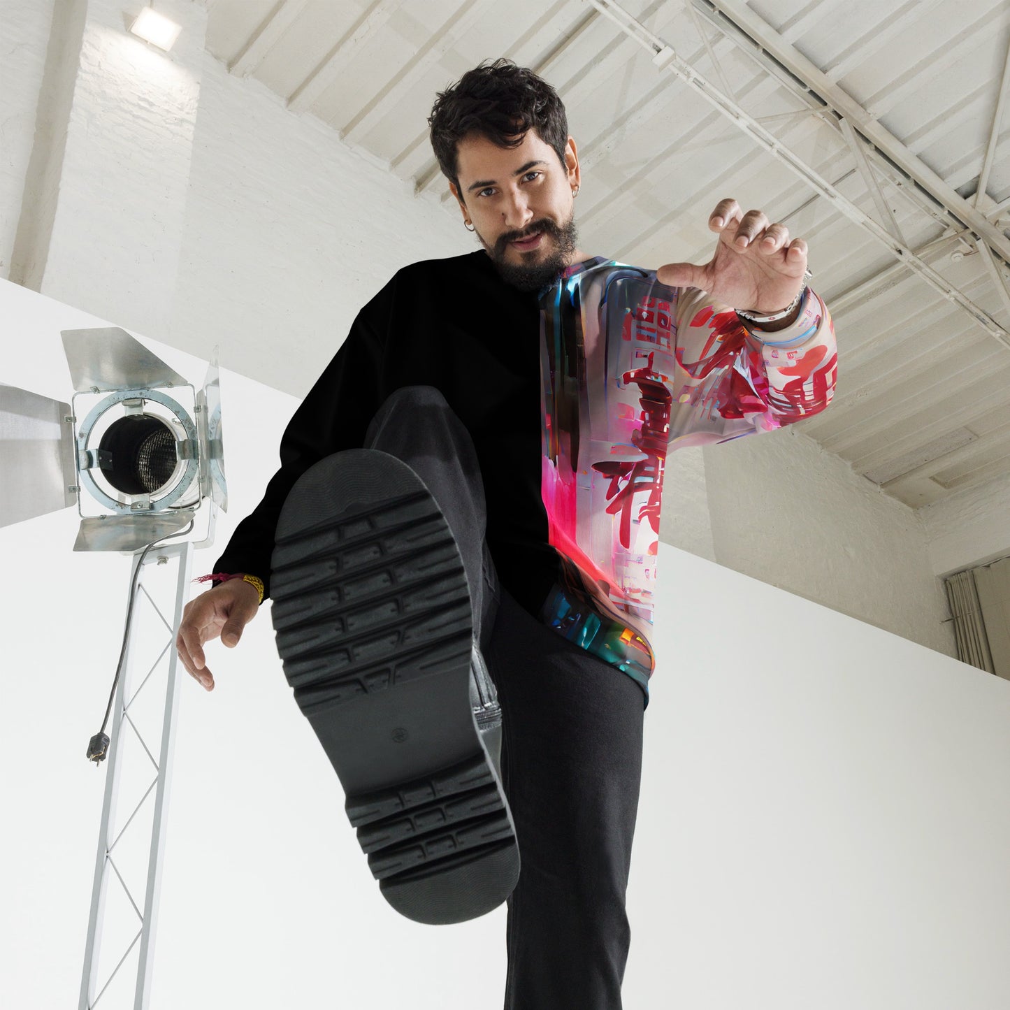 Half Black Half Báijiǔ - Unisex Sweatshirt - iSAW Company